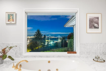 Backyard Photo of 816 Anderson Crescent, West Vancouver, BC