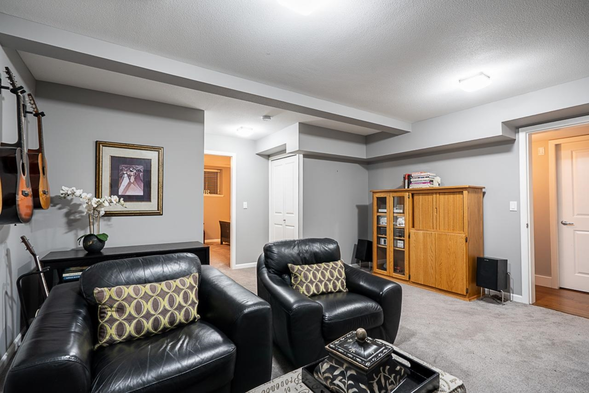 Outdoor Deck Photo of 35 3363 Rosemary Heights Crescent, Surrey, BC