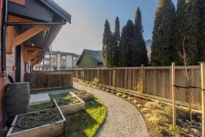 7 1165 Wilson Crescent, Squamish, BC, Squamish — Townhouse for sale