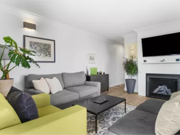 306 134 W 20th Street, North Vancouver, BC, North Vancouver — Apartment/Condo for sale