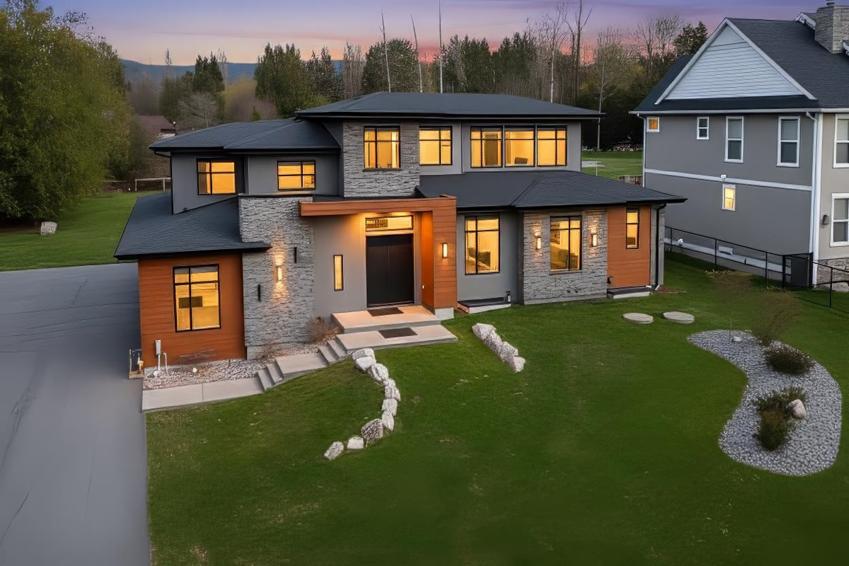 Exterior Rear Photo of 24331 124 Avenue, Maple Ridge, BC