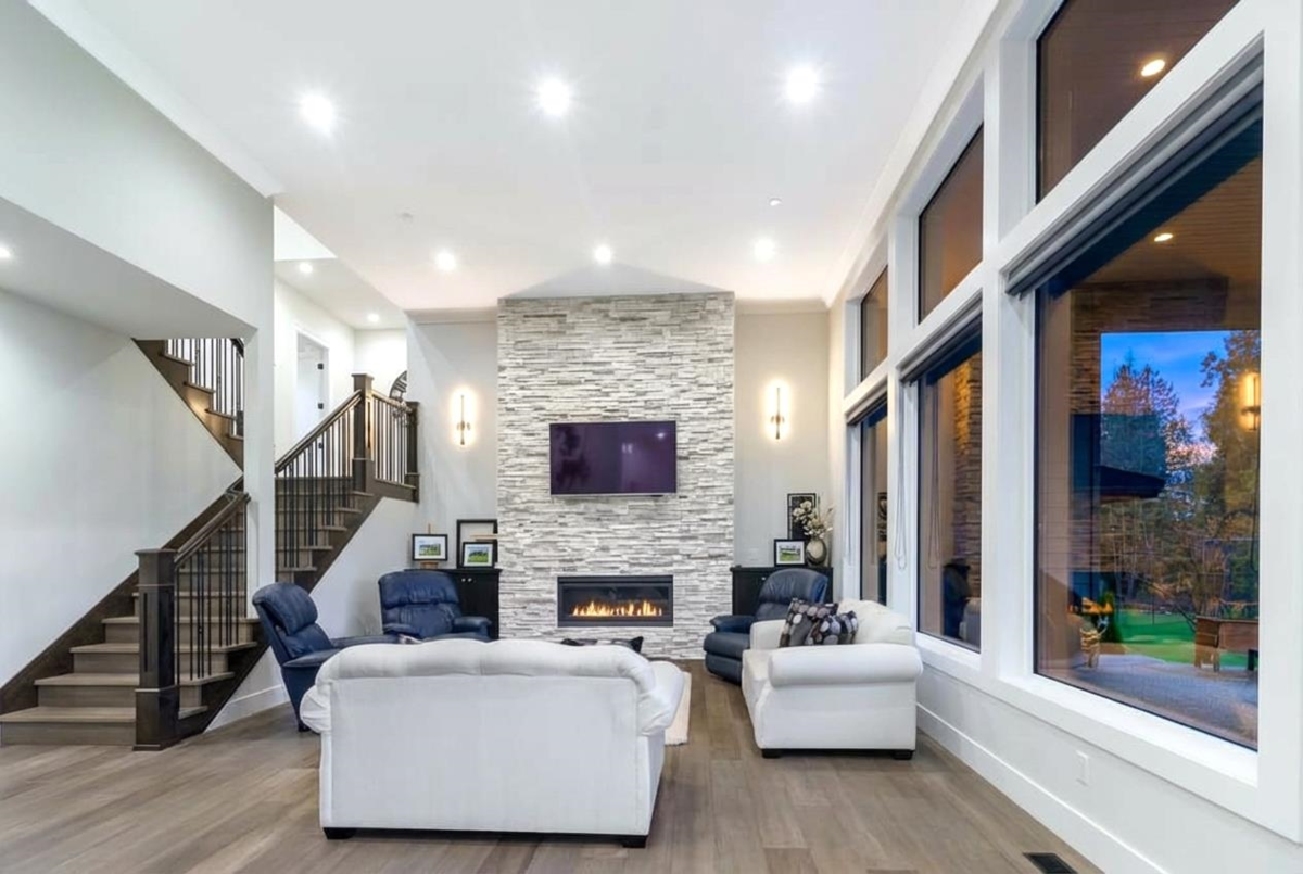 Kitchen Island Photo of 24331 124 Avenue, Maple Ridge, BC