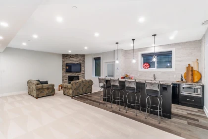 Hallway Photo of 24331 124 Avenue, Maple Ridge, BC