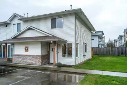 20 9206 Corbould Street, Chilliwack, BC, Chilliwack — Townhouse for sale