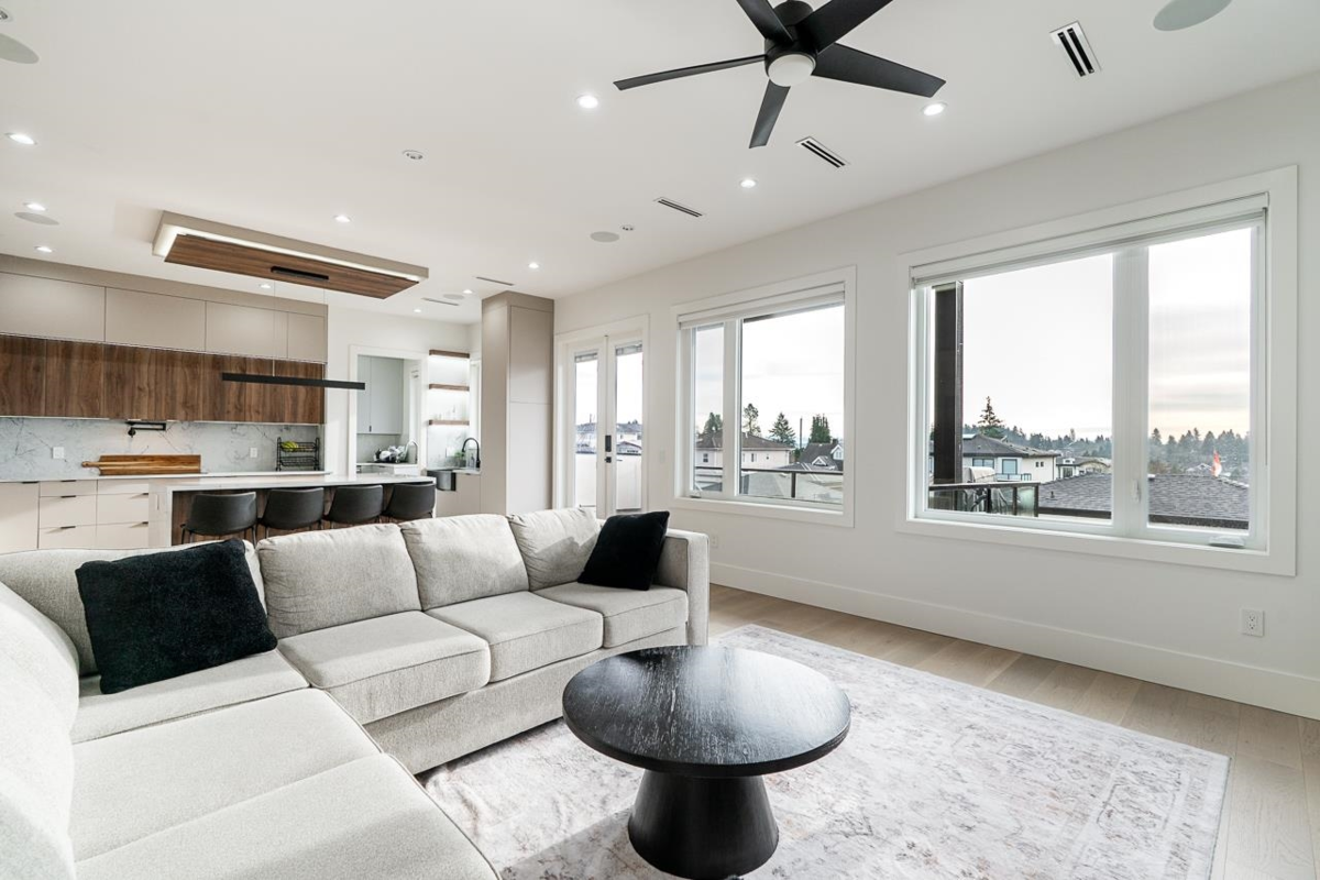 Kitchen Island Photo of 8056 12th Avenue, Burnaby, BC