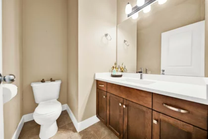 Primary Bathroom Photo of 3 34130 Old Yale Road, Abbotsford, BC