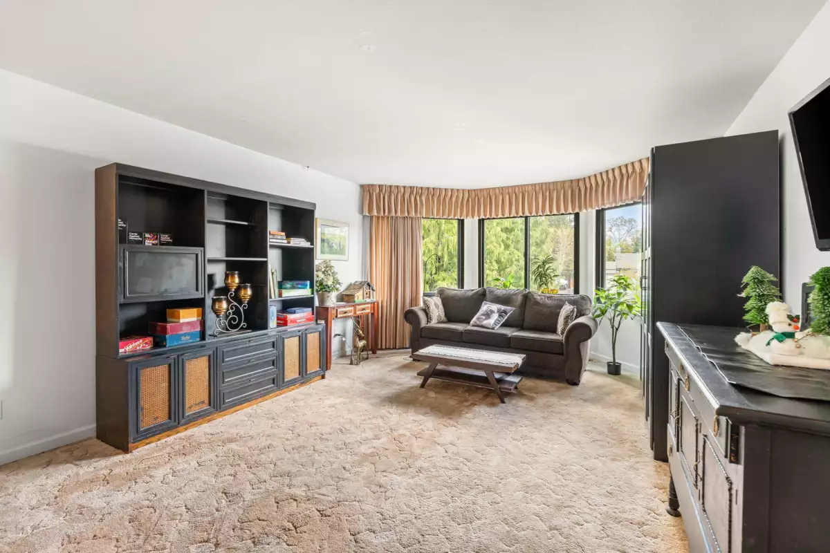 Kitchen Photo of 12019 206 Street, Maple Ridge, BC