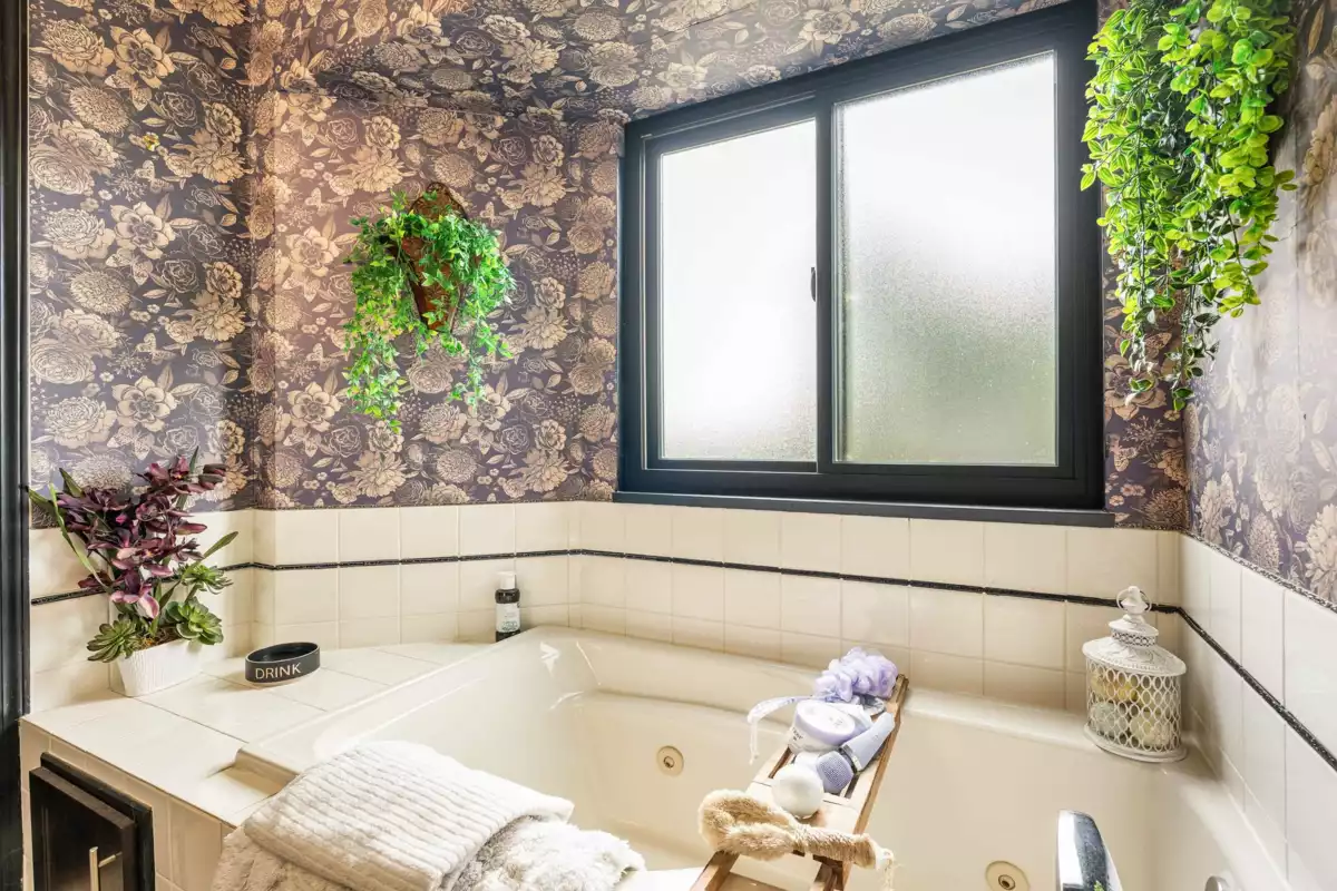 Primary Bedroom Photo of 12019 206 Street, Maple Ridge, BC