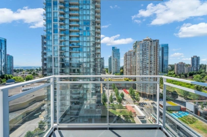 1903 4670 Assembly Way, Burnaby, BC