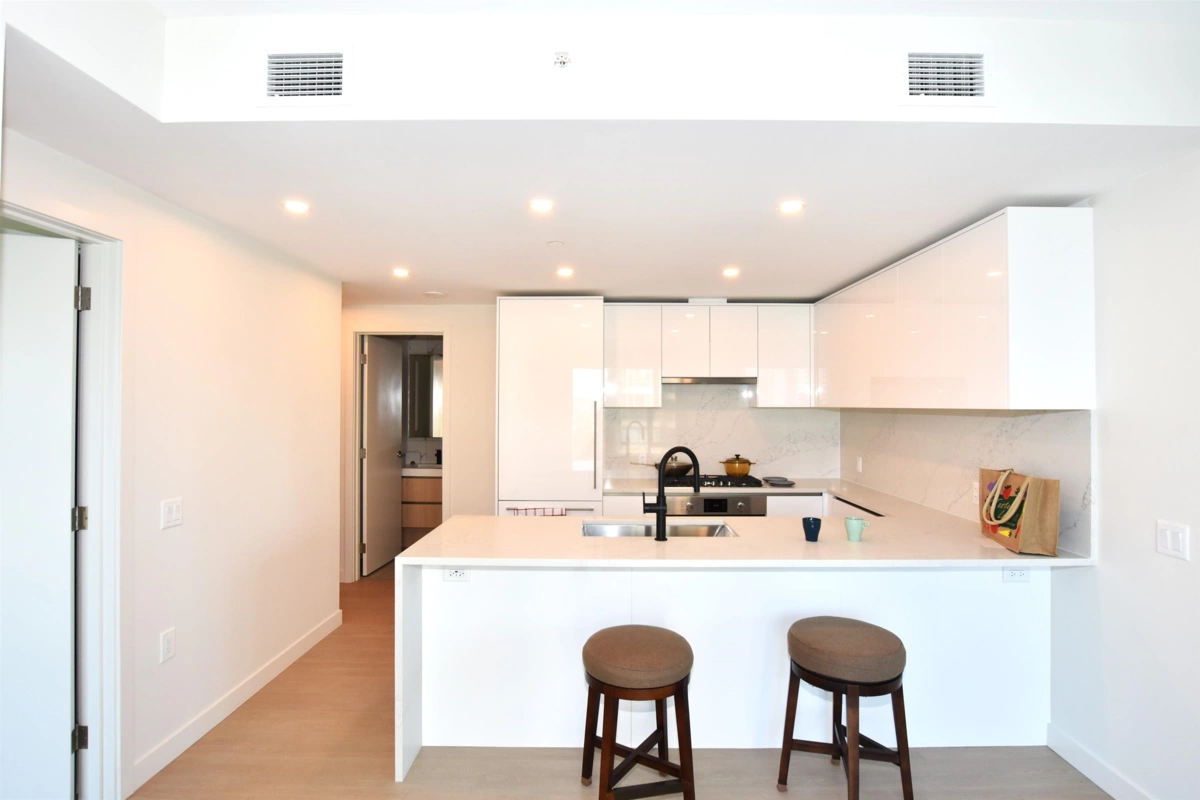 Walk-In Closet Photo of 807 5987 Wilson Avenue, Burnaby, BC