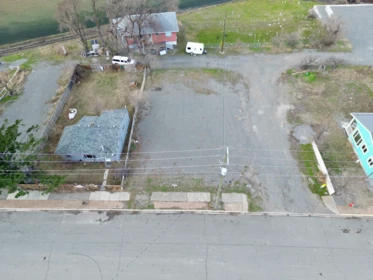 180 Fraser Street, Boston Bar / Lytton, BC, Mount Currie —  bed single family residence for sale