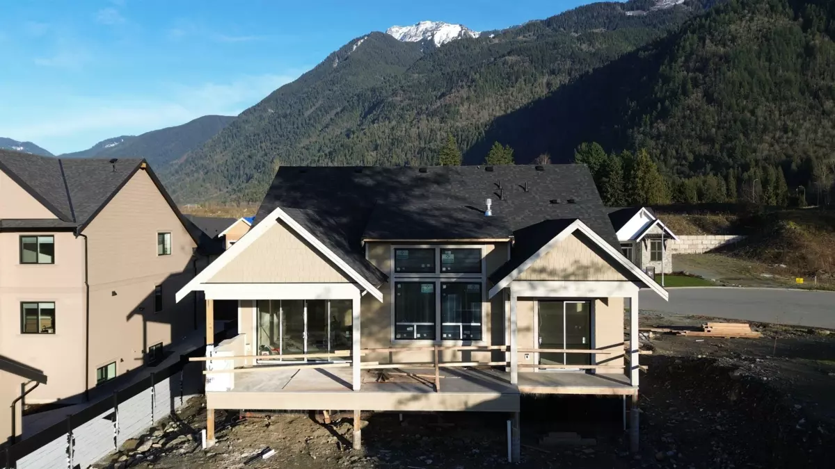 Kitchen Photo of 10013 Trillium Way, Chilliwack, BC