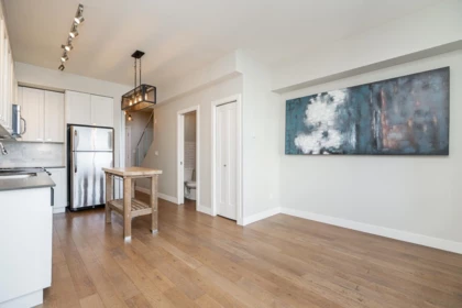 Primary Bedroom Photo of 510 3090 Gladwin Road, Abbotsford, BC