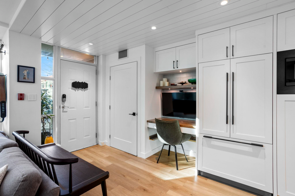 Bedroom 3 Photo of TH2 168 E Esplanade Avenue, North Vancouver, BC