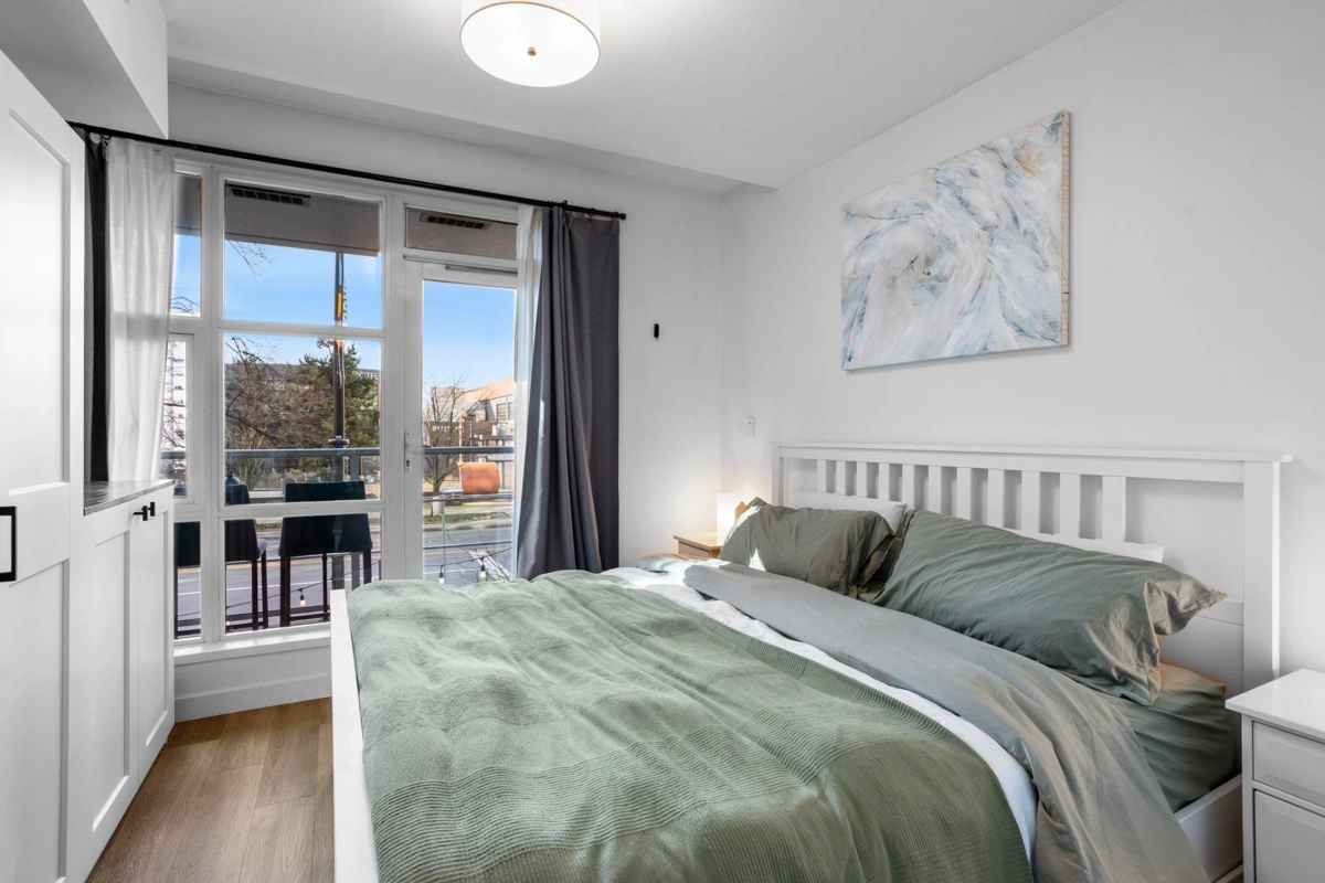 Mudroom Photo of TH2 168 E Esplanade Avenue, North Vancouver, BC