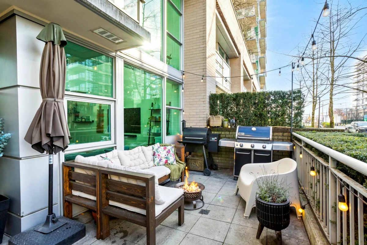 Office / Den Photo of TH2 168 E Esplanade Avenue, North Vancouver, BC