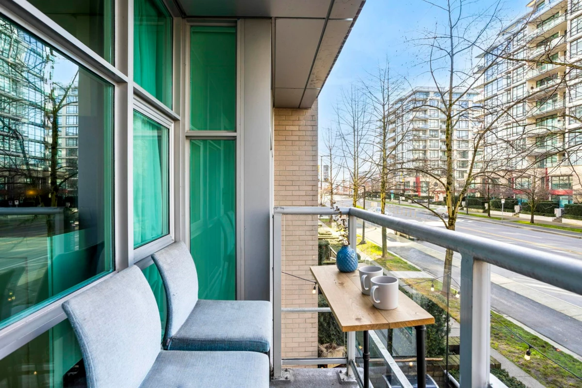 Staircase Photo of TH2 168 E Esplanade Avenue, North Vancouver, BC