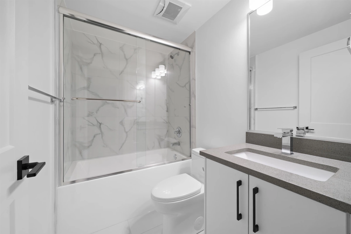 Front Yard Photo of 14043 80 Avenue, Surrey, BC