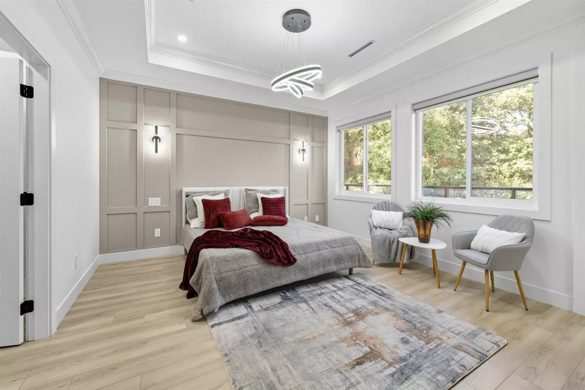 Guest Bathroom Photo of 14043 80 Avenue, Surrey, BC