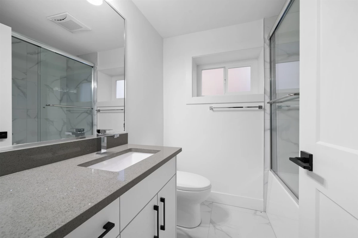 Outdoor Kitchen Photo of 14043 80 Avenue, Surrey, BC