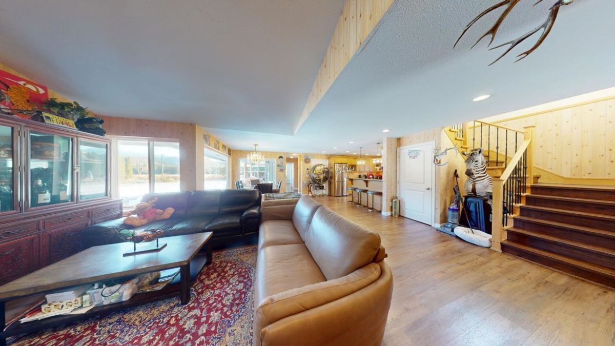 Breakfast Nook Photo of 19465 Mcneil Road, Pitt Meadows, BC