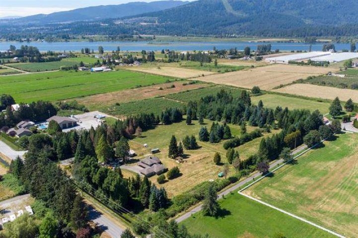 Fitness Center Photo Near 19465 Mcneil Road, Pitt Meadows, BC