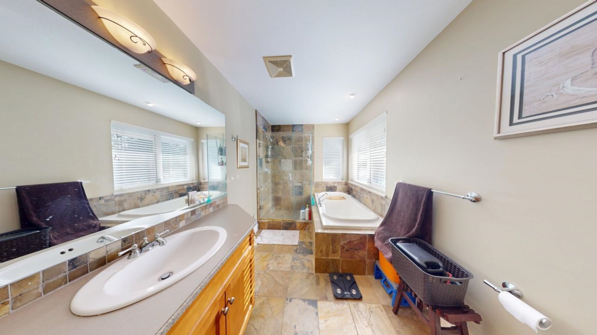 Mudroom Photo of 19465 Mcneil Road, Pitt Meadows, BC