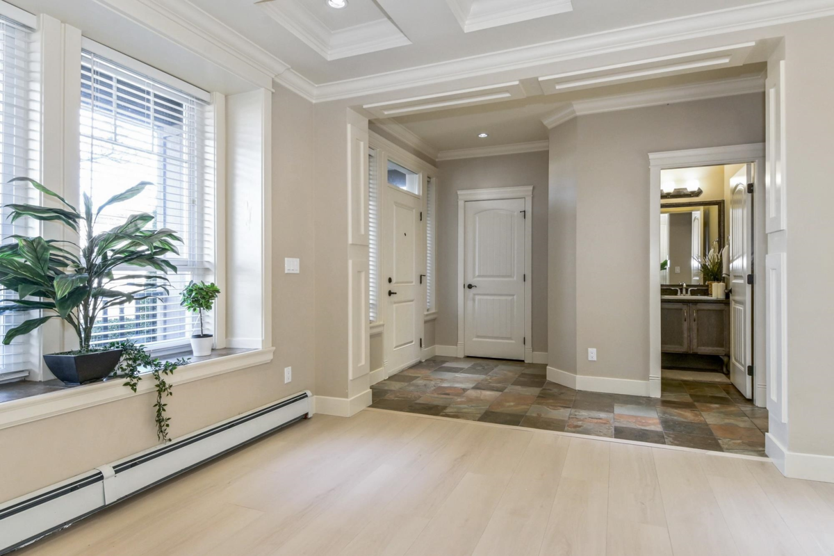 Living Room Photo of 19478 72 Avenue, Surrey, BC