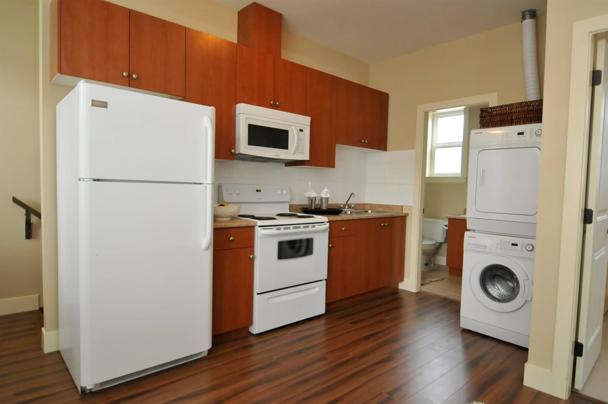Outdoor Kitchen Photo of 19478 72 Avenue, Surrey, BC