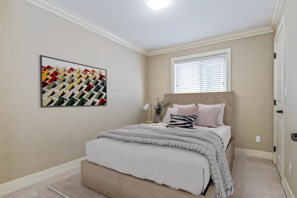 Powder Room Photo of 19478 72 Avenue, Surrey, BC