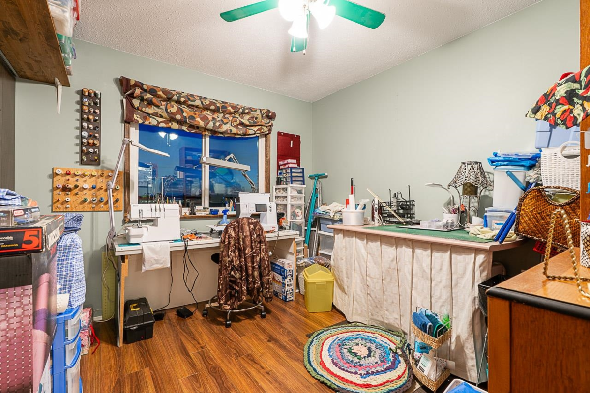 Basement Recreation Room Photo of 26539 28 Avenue, Langley, BC