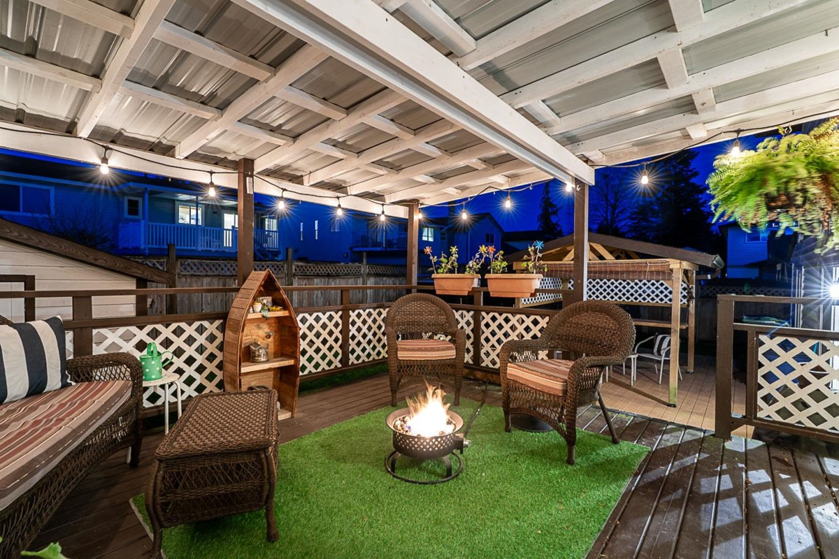 Entry Foyer Photo of 26539 28 Avenue, Langley, BC