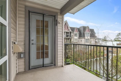 Powder Room Photo of 310 17769 57 Avenue, Surrey, BC