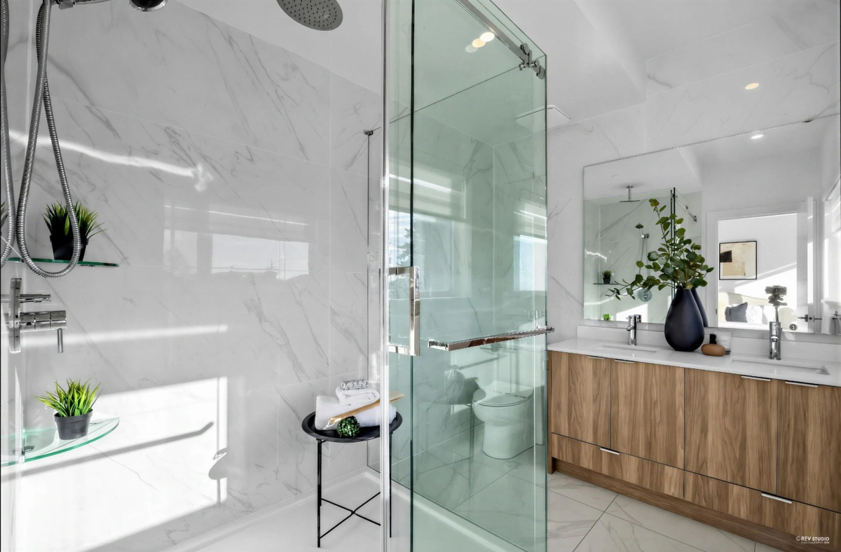 Backyard Photo of 5605 Rumble Street, Burnaby, BC