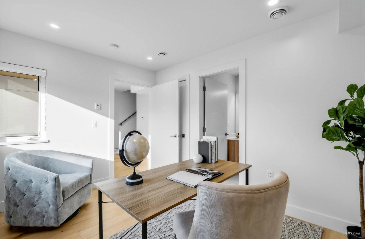 Family Room Photo of 5605 Rumble Street, Burnaby, BC