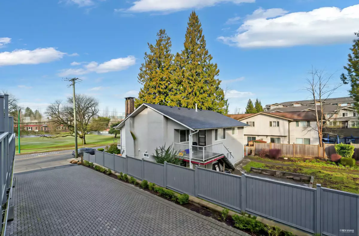 Hallway Photo of 5605 Rumble Street, Burnaby, BC