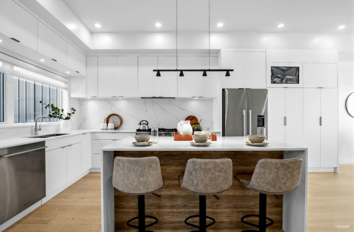 Mudroom Photo of 5605 Rumble Street, Burnaby, BC