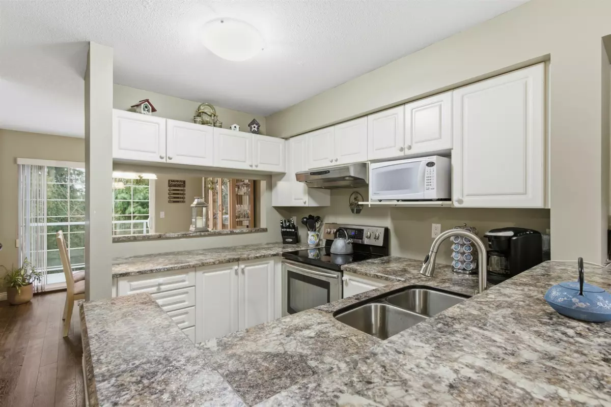 Bedroom 2 Photo of 61 11355 236 Street, Maple Ridge, BC