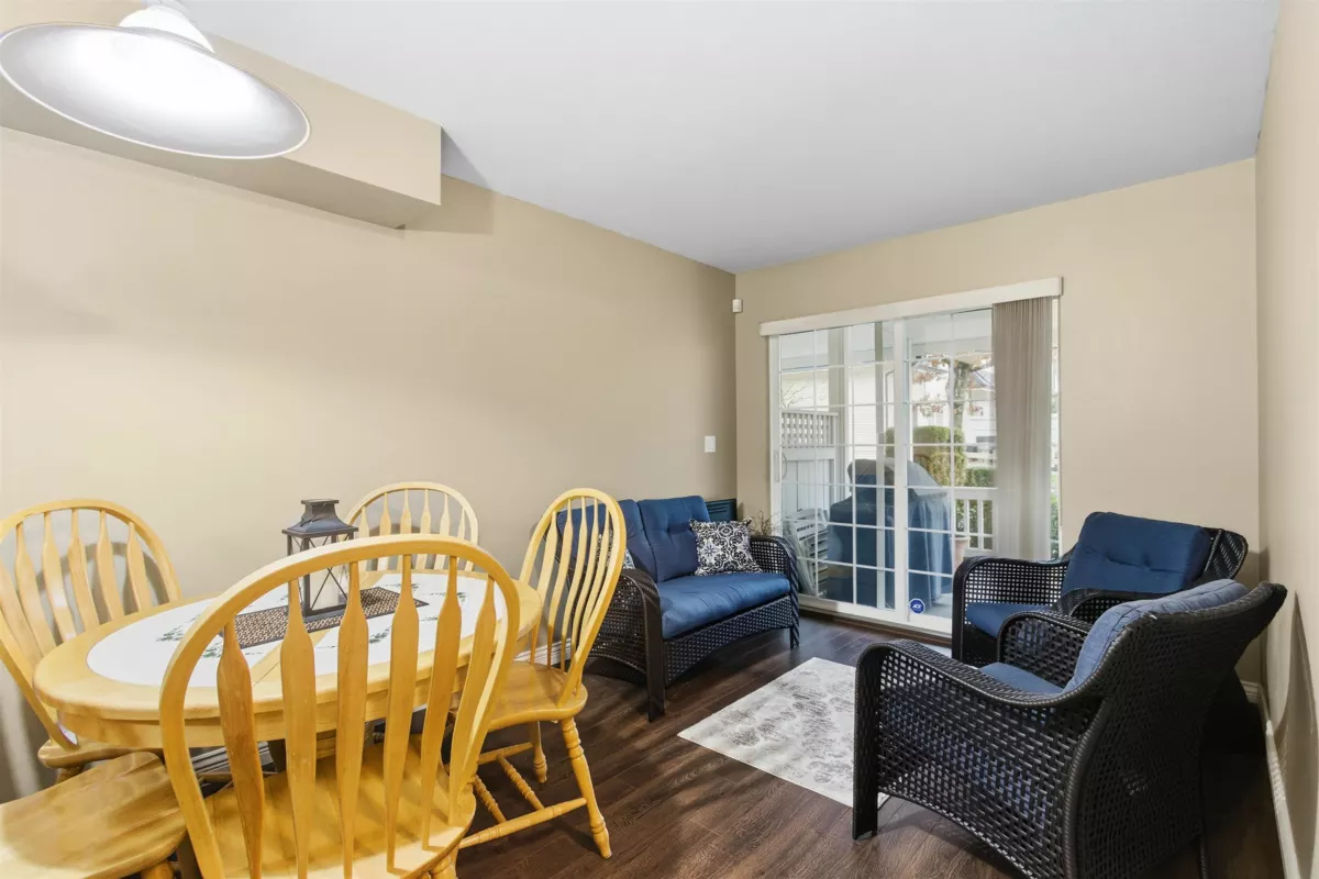 Breakfast Nook Photo of 61 11355 236 Street, Maple Ridge, BC