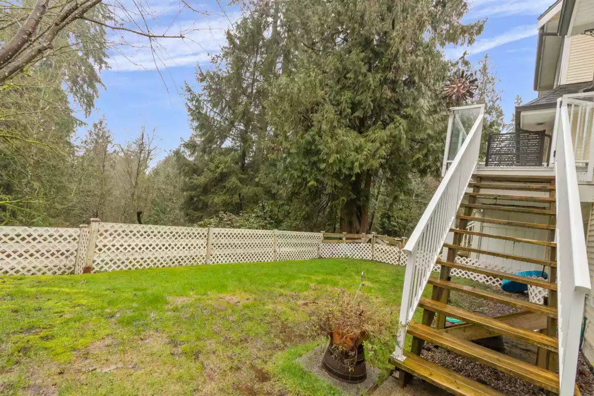 Front Yard Photo of 61 11355 236 Street, Maple Ridge, BC