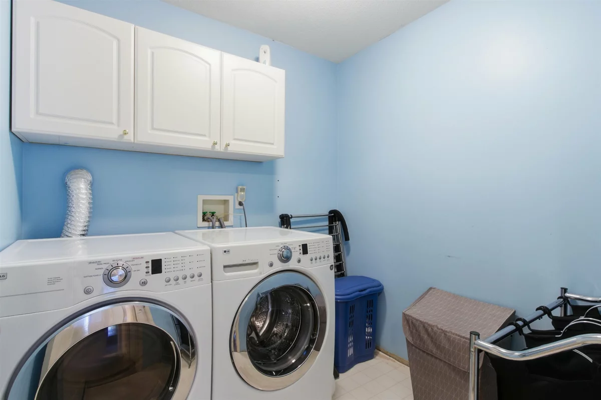 Powder Room Photo of 61 11355 236 Street, Maple Ridge, BC