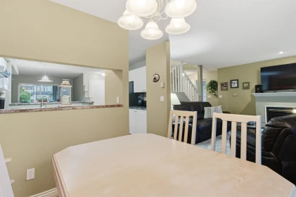 Kitchen Photo of 61 11355 236 Street, Maple Ridge, BC