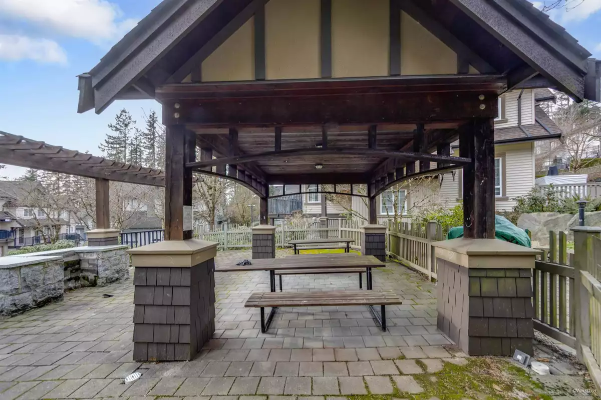 Front Yard Photo of 1 2200 Panorama Drive, Port Moody, BC