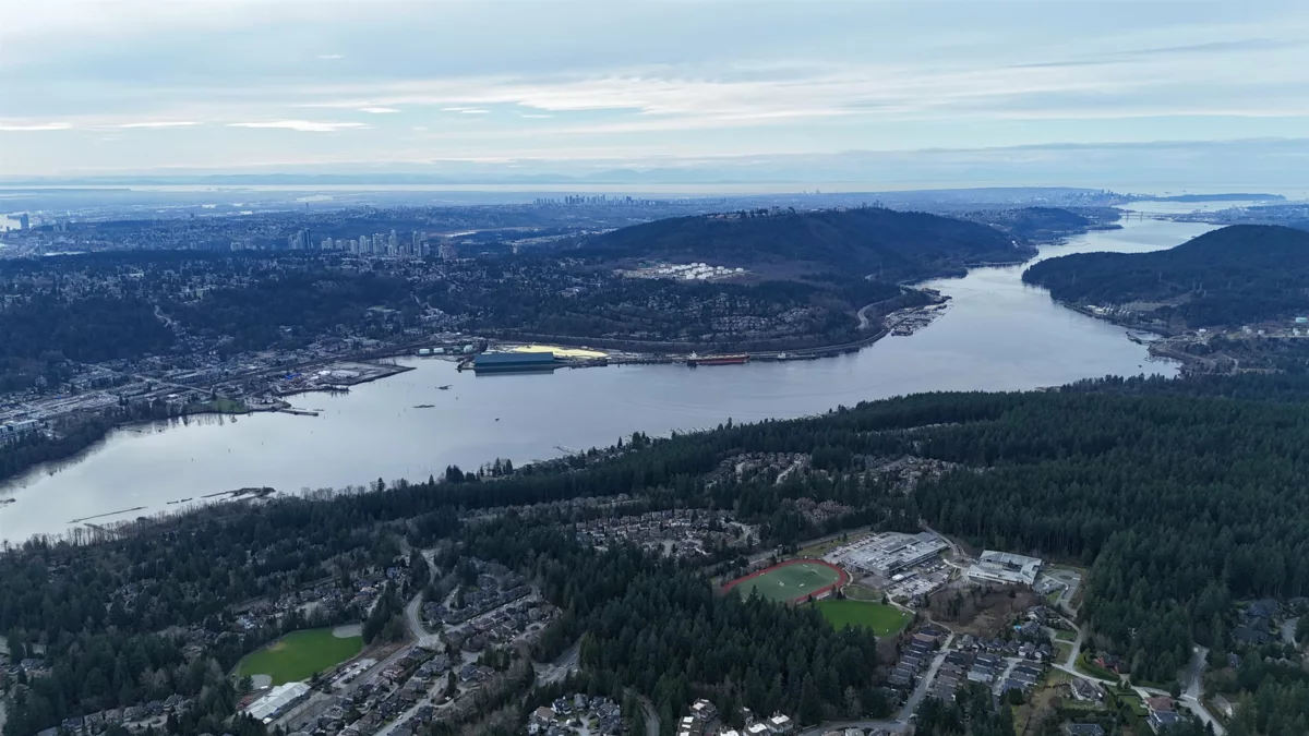 Hot Tub / Spa Photo of 1 2200 Panorama Drive, Port Moody, BC