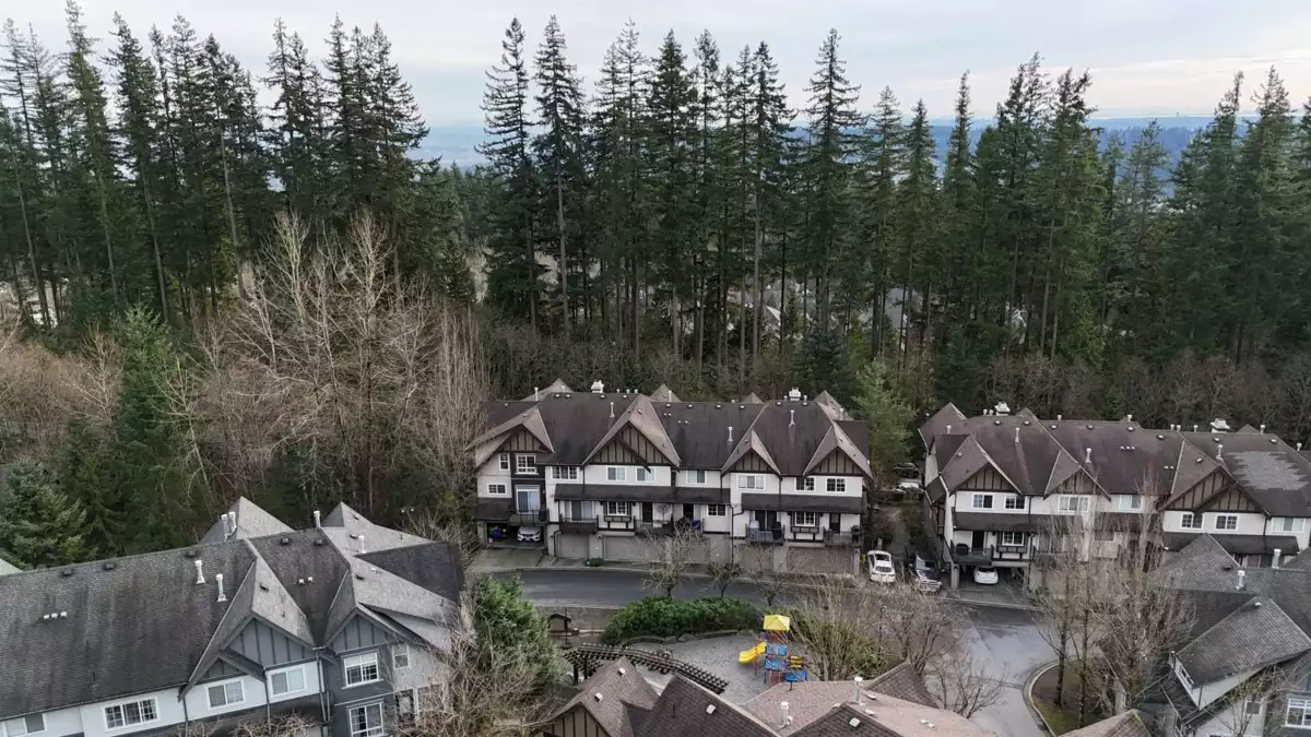 Swimming Pool Photo of 1 2200 Panorama Drive, Port Moody, BC