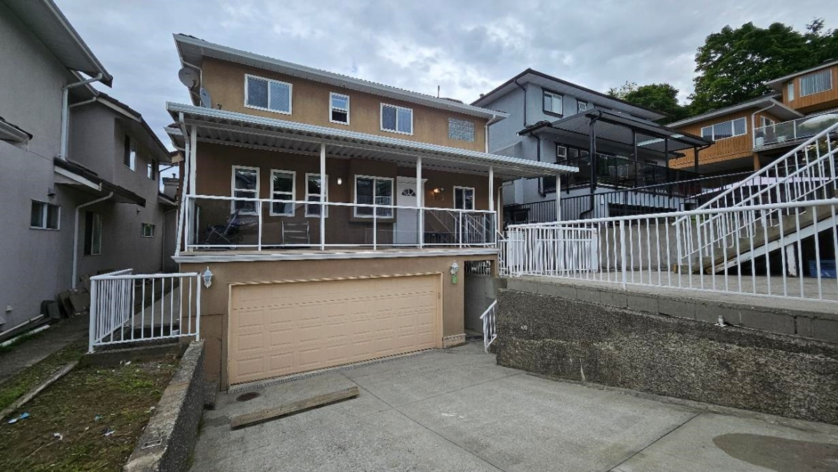 Fitness Center Photo Near 7563 Cariboo Road, Burnaby, BC