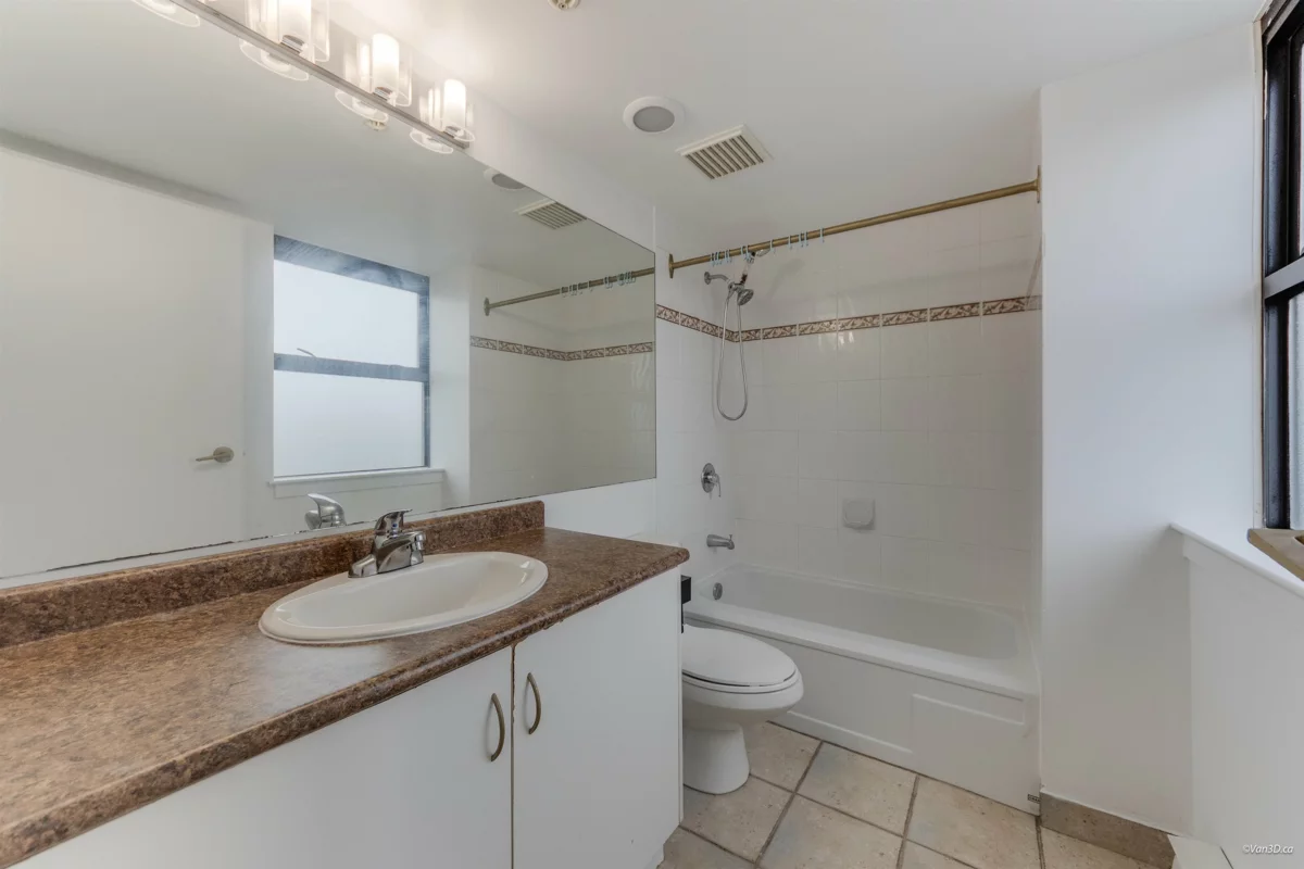 Bedroom 2 Photo of 506 6611 Cooney Road, Richmond, BC