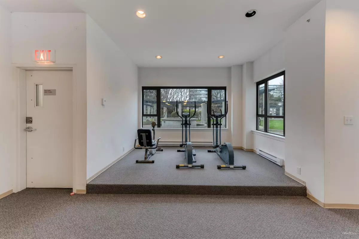 Hallway Photo of 506 6611 Cooney Road, Richmond, BC