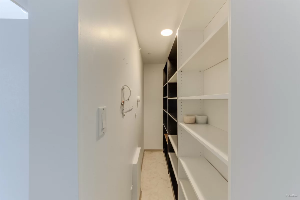 Office / Den Photo of 506 6611 Cooney Road, Richmond, BC