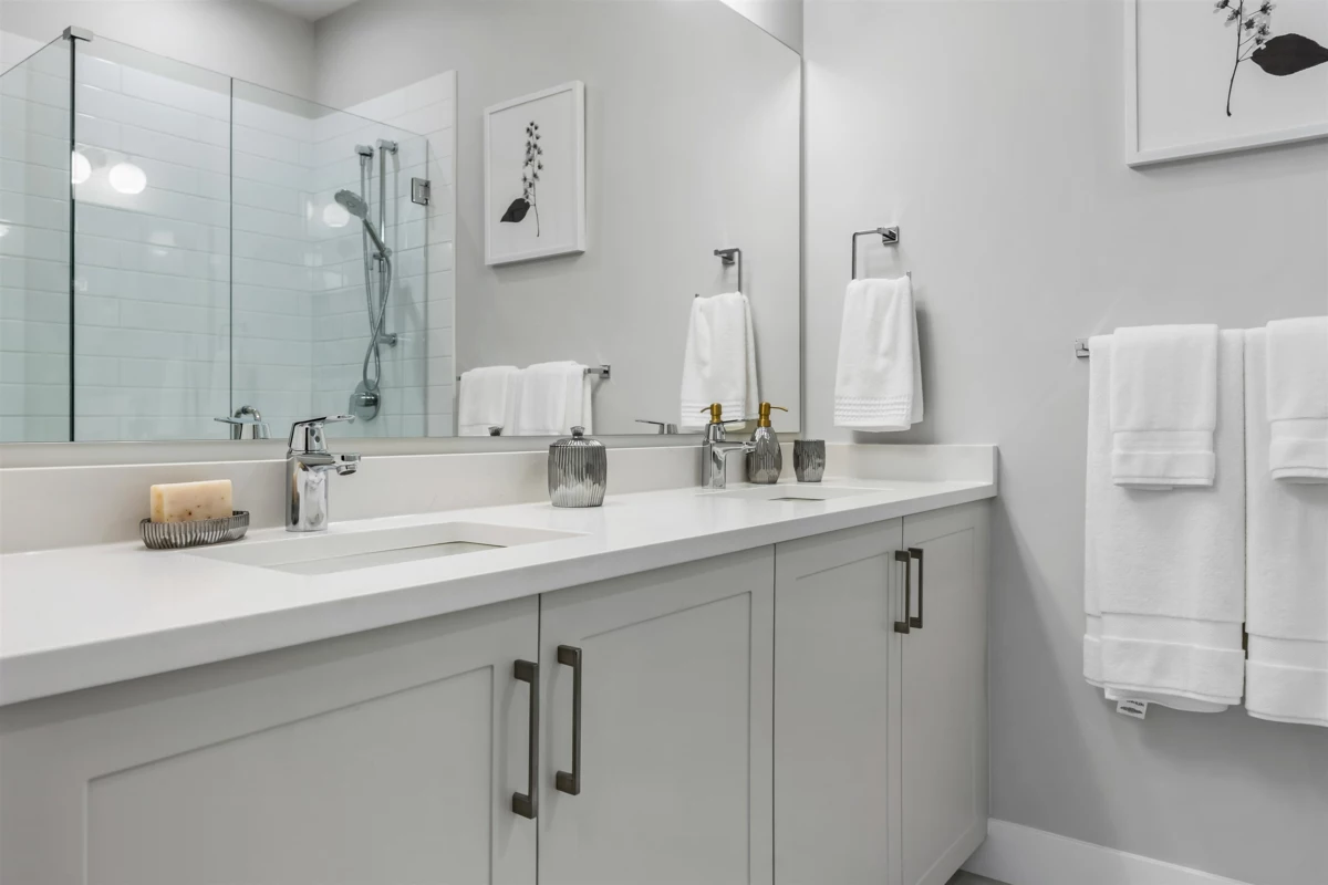 Swimming Pool Photo of 9 7300 Copperwood Street, Chilliwack, BC